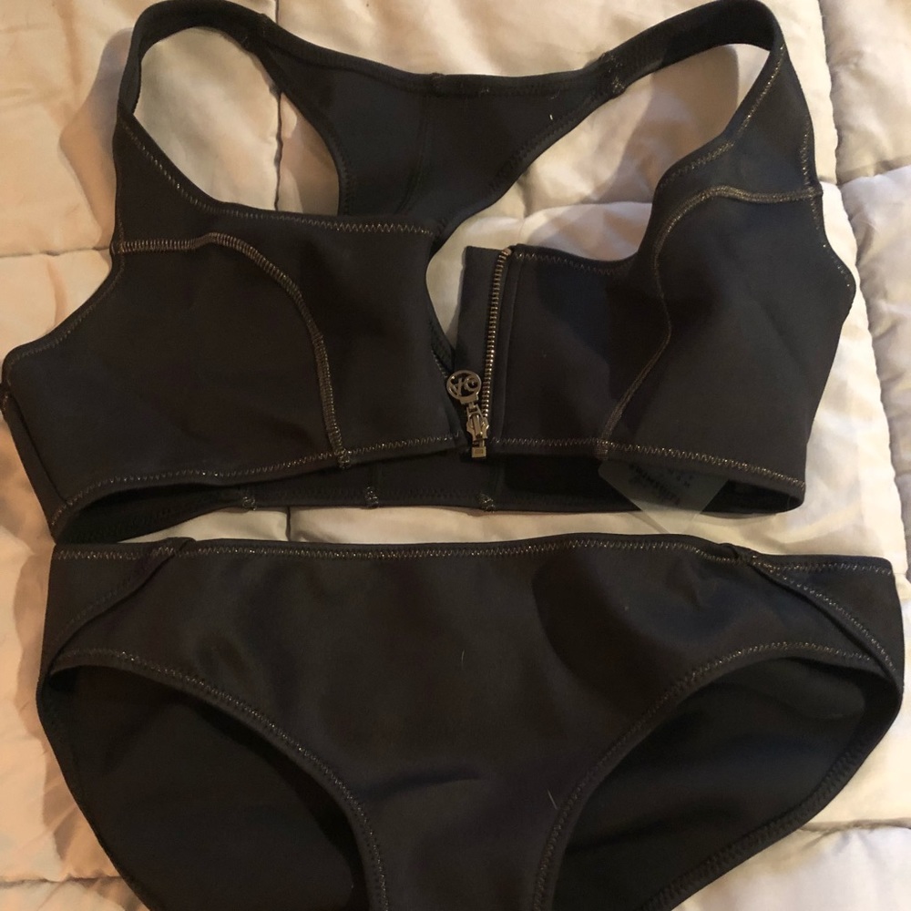 Ashley Graham Bikini super sexy!!